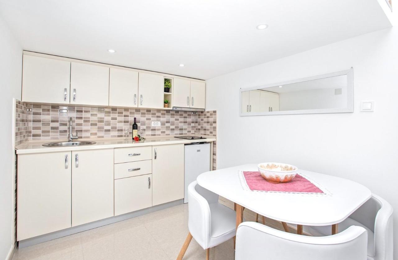 Apartmani Vasilije Котор Екстериор снимка