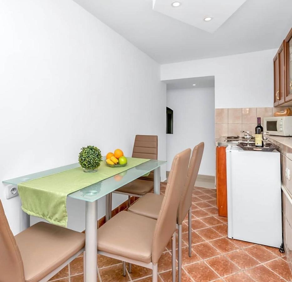 Apartmani Vasilije Котор Екстериор снимка