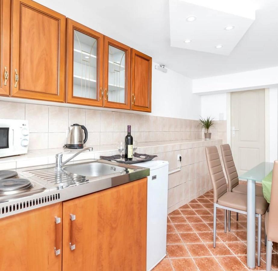 Apartmani Vasilije Котор Екстериор снимка